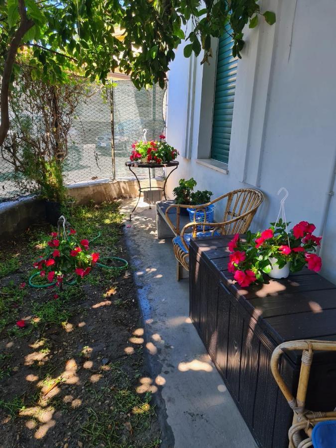 La Casa Di Alvy Hotel Пескара Екстериор снимка