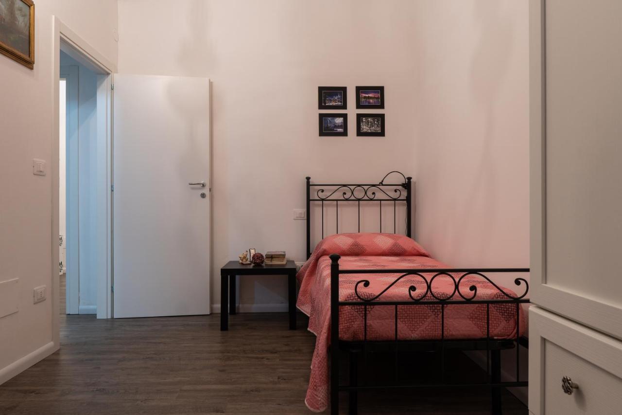 La Casa Di Alvy Hotel Пескара Екстериор снимка