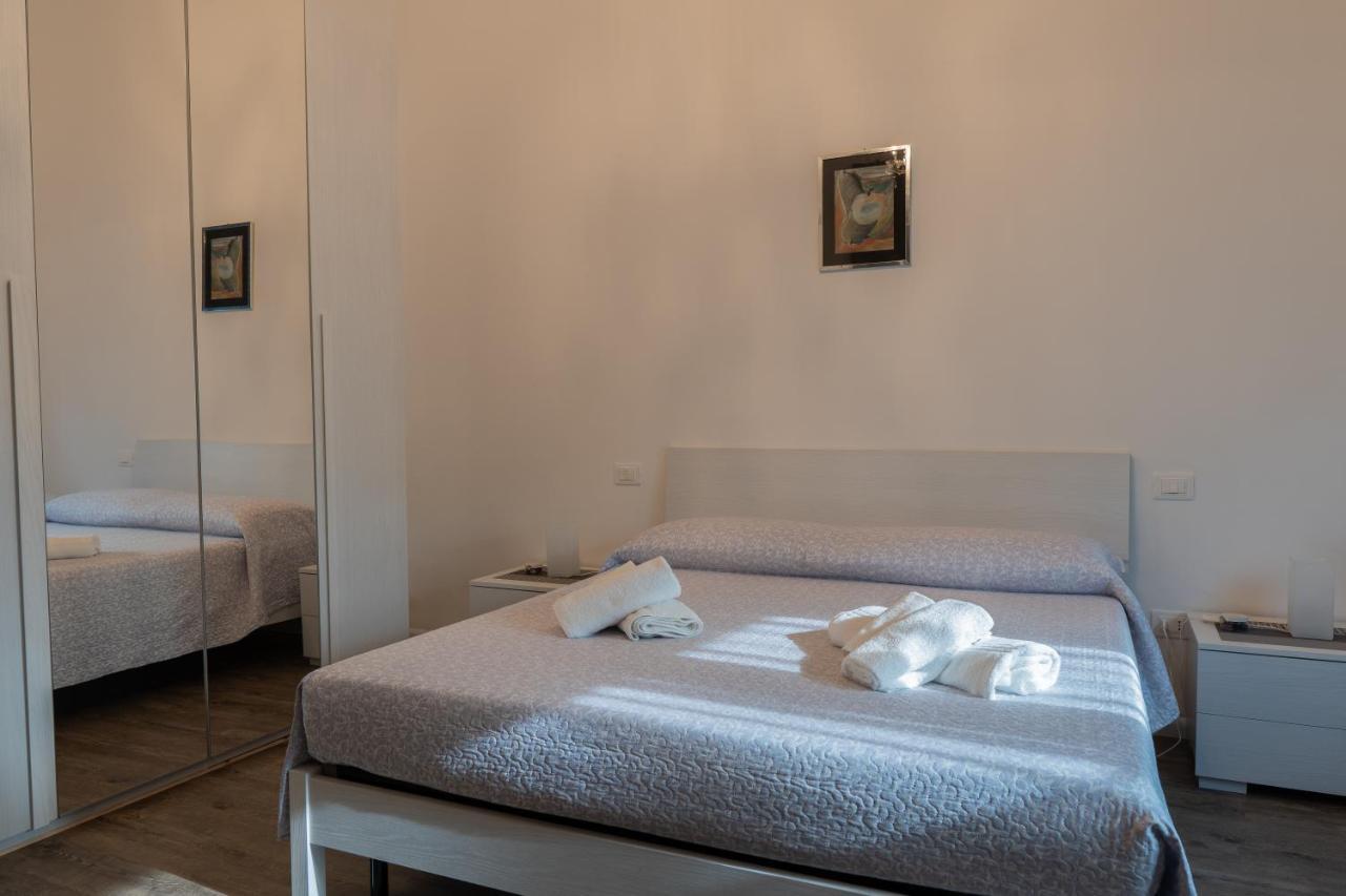 La Casa Di Alvy Hotel Пескара Екстериор снимка